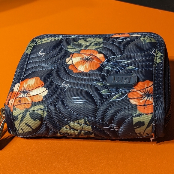 Lug Splits Compact RFID Wallet - Aloha Navy, LIKE NEW ✨DISCONTINUED!✨ - Picture 3 of 8